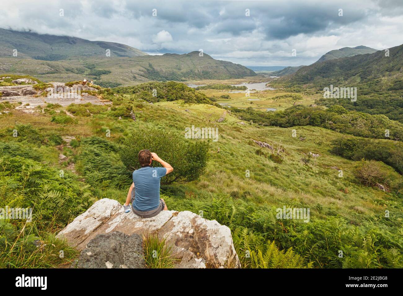 I laghi di Killarney sul Ring of Kerry. Una scena conosciuta come Ladies View. Contea di Kerry, Repubblica d'Irlanda. Eire. Foto Stock