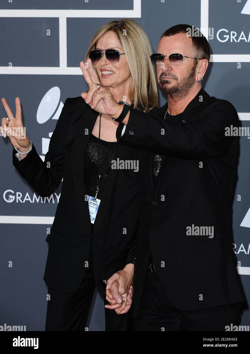 Ringo Starr e Barbara Bach al 52° Grammy Awards, tenutosi presso lo Staples Center di Los Angeles, California, USA il 31 gennaio 2010. Foto di Lionel Hahn/ABACAPRESS.COM (nella foto: Ringo Star, Barbara Bach ) Foto Stock