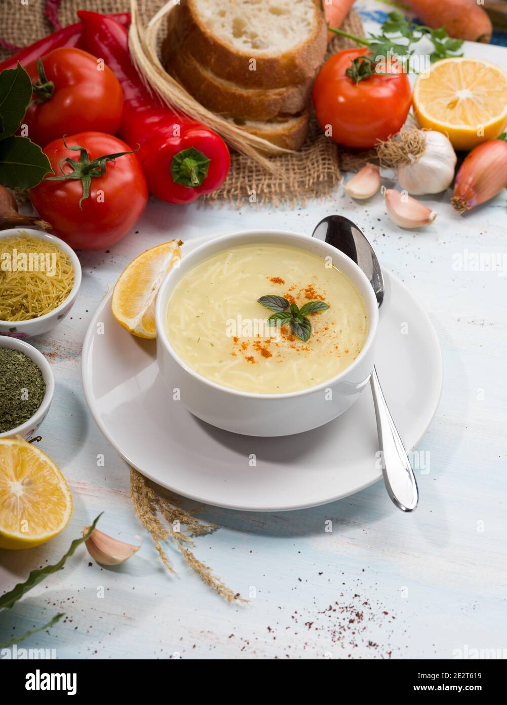 Zuppa di Noodle di pollo con metodo di cottura turco. Foto Stock