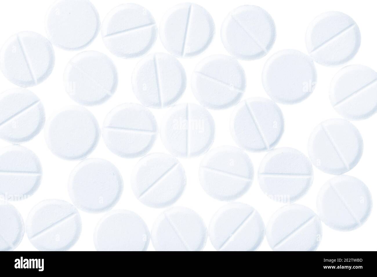 Pillole mediche di isolati rotondi di forma su bianco Foto Stock