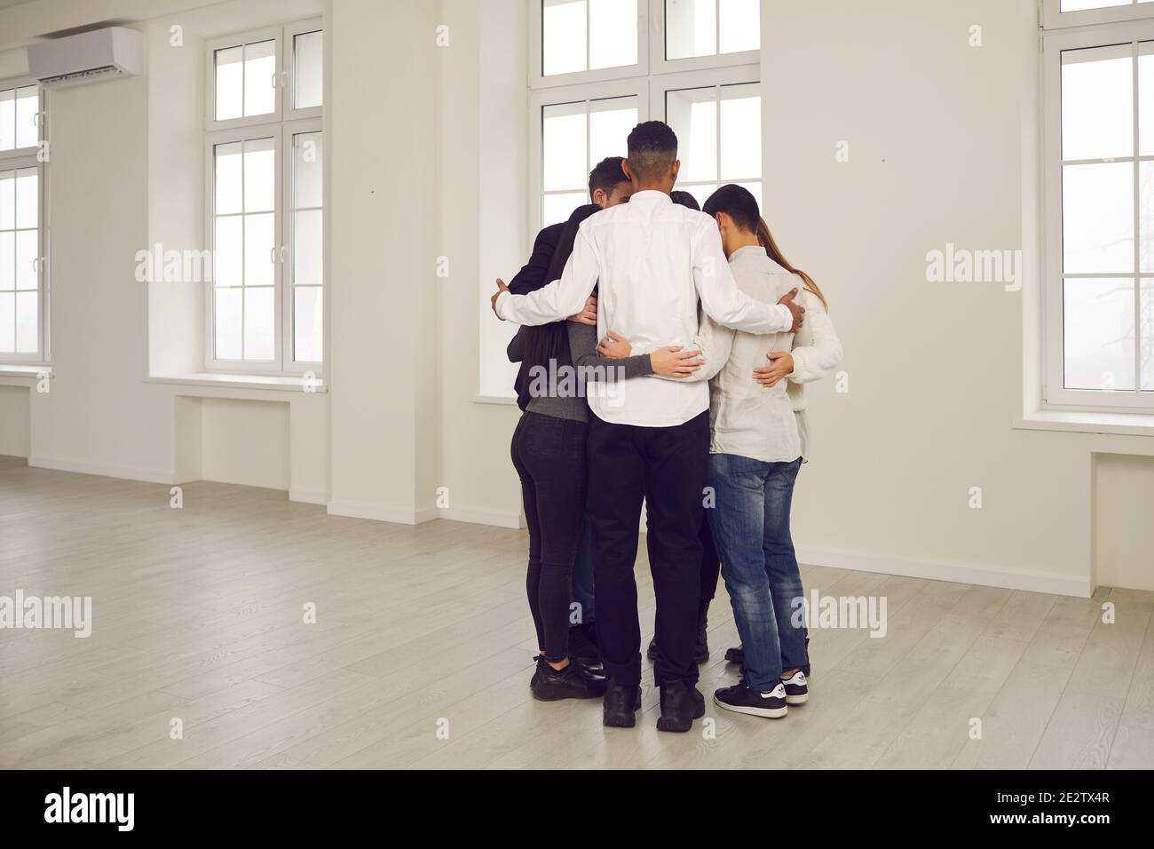 Lavoro di squadra, unità, cooperazione e concetto di togetherness Foto Stock