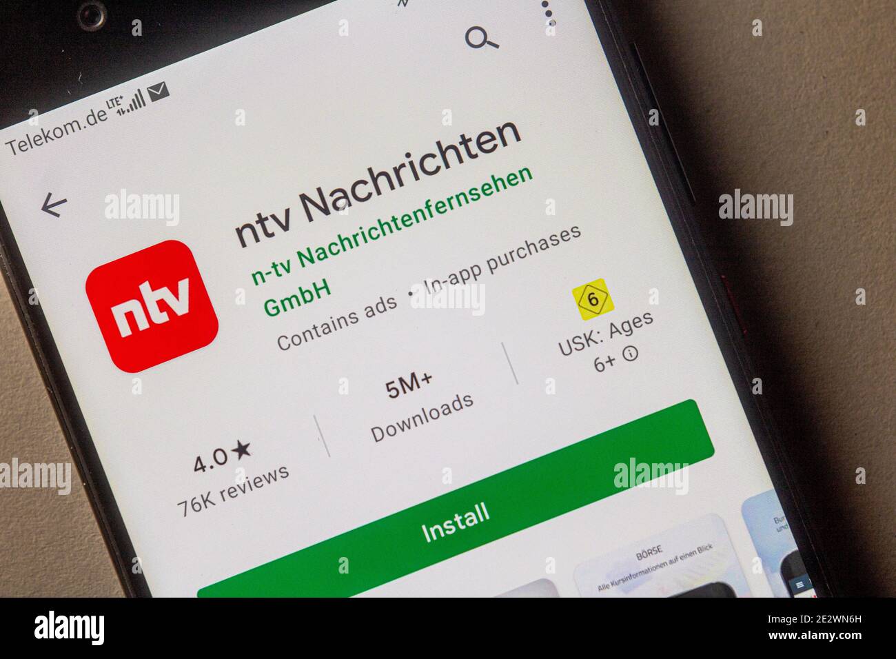 Neckargemuend, Germania: 15 gennaio 2021: Icona dell'app 'n-tv', un canale privato di notizie televisive gratuite in Germania nell'app store google su phone sc Foto Stock