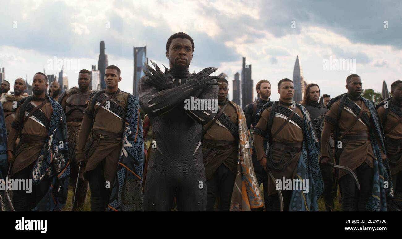 Marvel Studios' AVENGERS: INFINITY WAR, con Chadwick Bosman come Black Panther Foto Stock