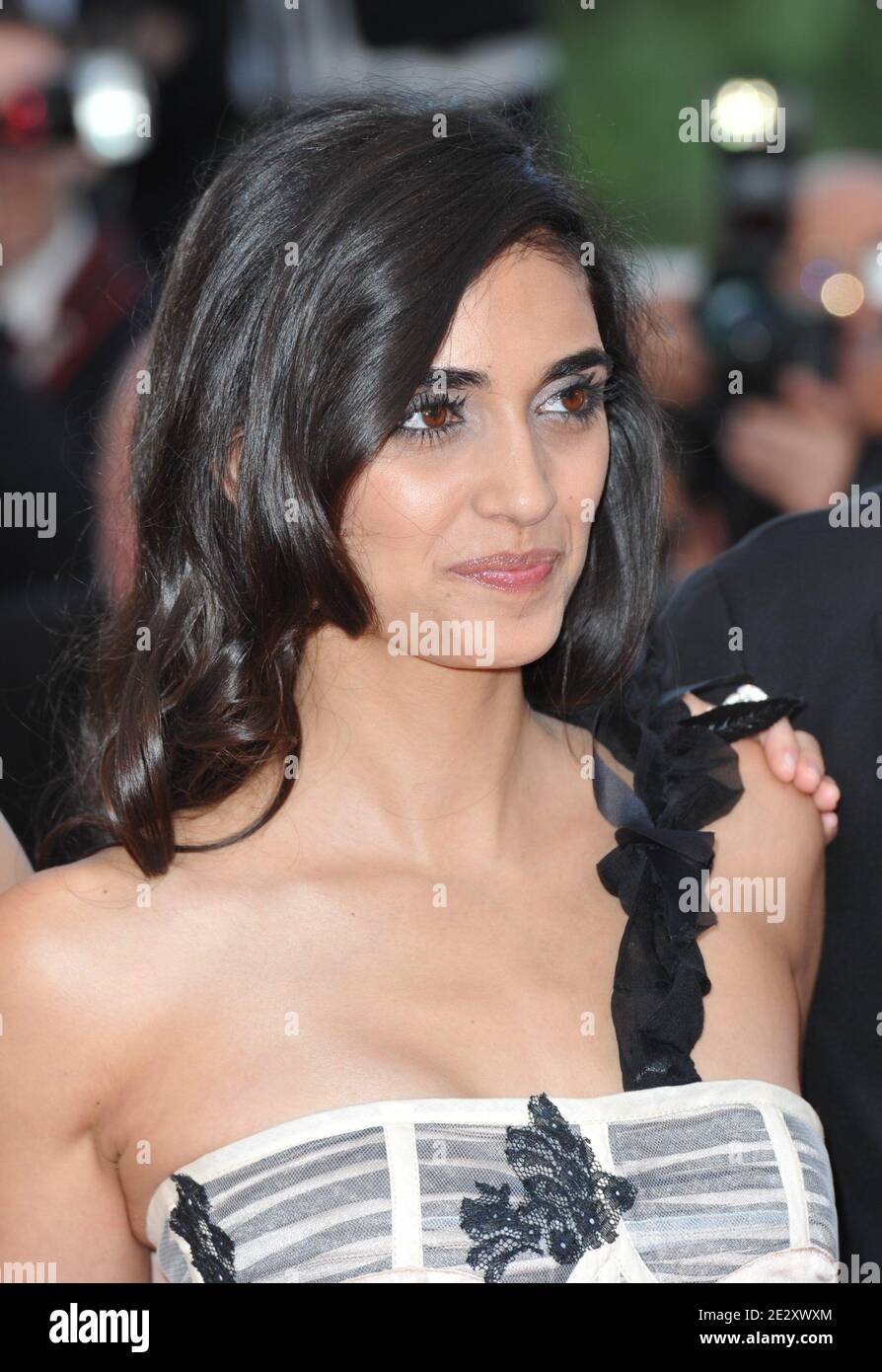 Liraz Charhi in arrivo per la proiezione del 'Fair Game' presentato in concorso durante il 63° Festival di Cannes a Cannes, in Francia, il 20 maggio 2010. Foto di Hahn-Nebinger-Orban/ABACAPRESS.COM Foto Stock