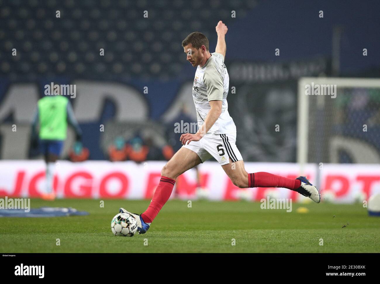 Vertonghen durante la partita di calcio Primeira Liga FC Porto vs SL Benfica allo stadio Estadio do Drago di Porto Portogallo il 15 gennaio 2021. Foto di Miguel Pereira/Global Images/Atlantico Press/ABACAPRESS.COM Foto Stock