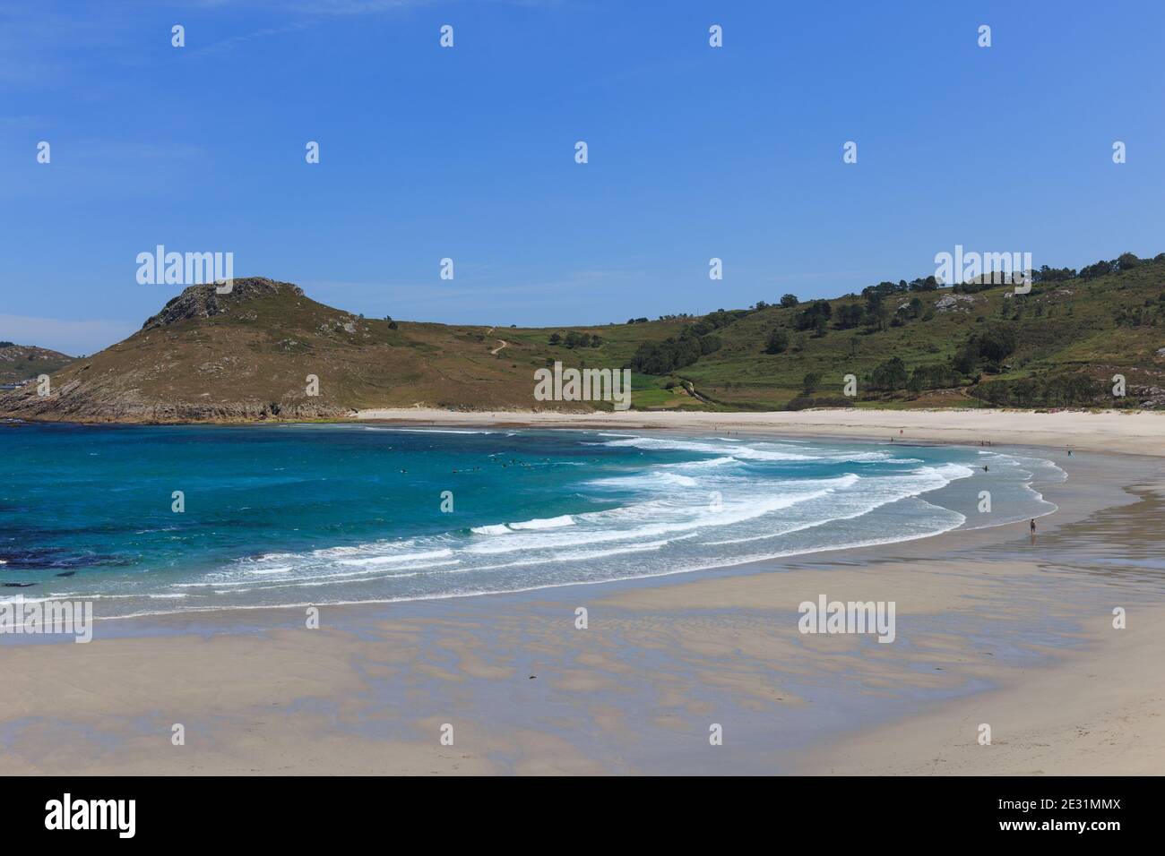 Spiaggia di Soesto (Praia de Soesto), la via faro da Laxe ad Alou, Galizia, la Coruña, Spagna Foto Stock
