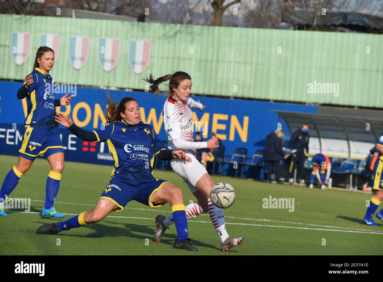 Verona, Italia. 16 gennaio 2021. Verona, Italia, Sinergy Stadium, 16 gennaio 2021, Caterina Ambrosi (Verona) durante Hellas Verona Donne vs AC Milano - Calcio italiano Serie A Donna Credit: Giancarlo dalla Riva/LPS/ZUMA Wire/Alamy Live News Foto Stock