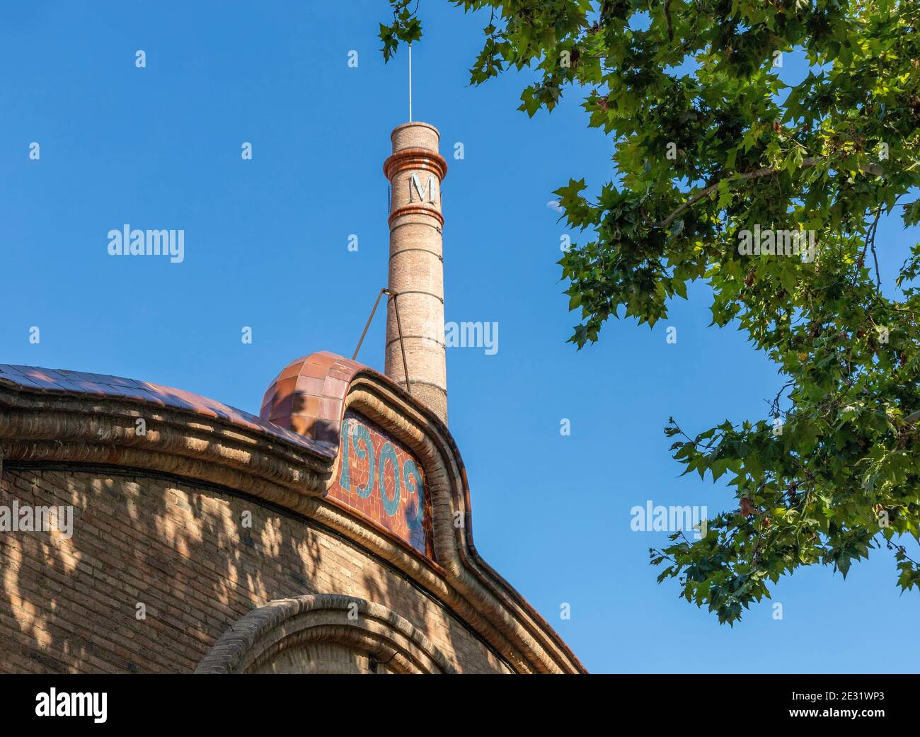Ximenea di vecchia fabbrica tessile nella città di Terrassa con bello Foto Stock