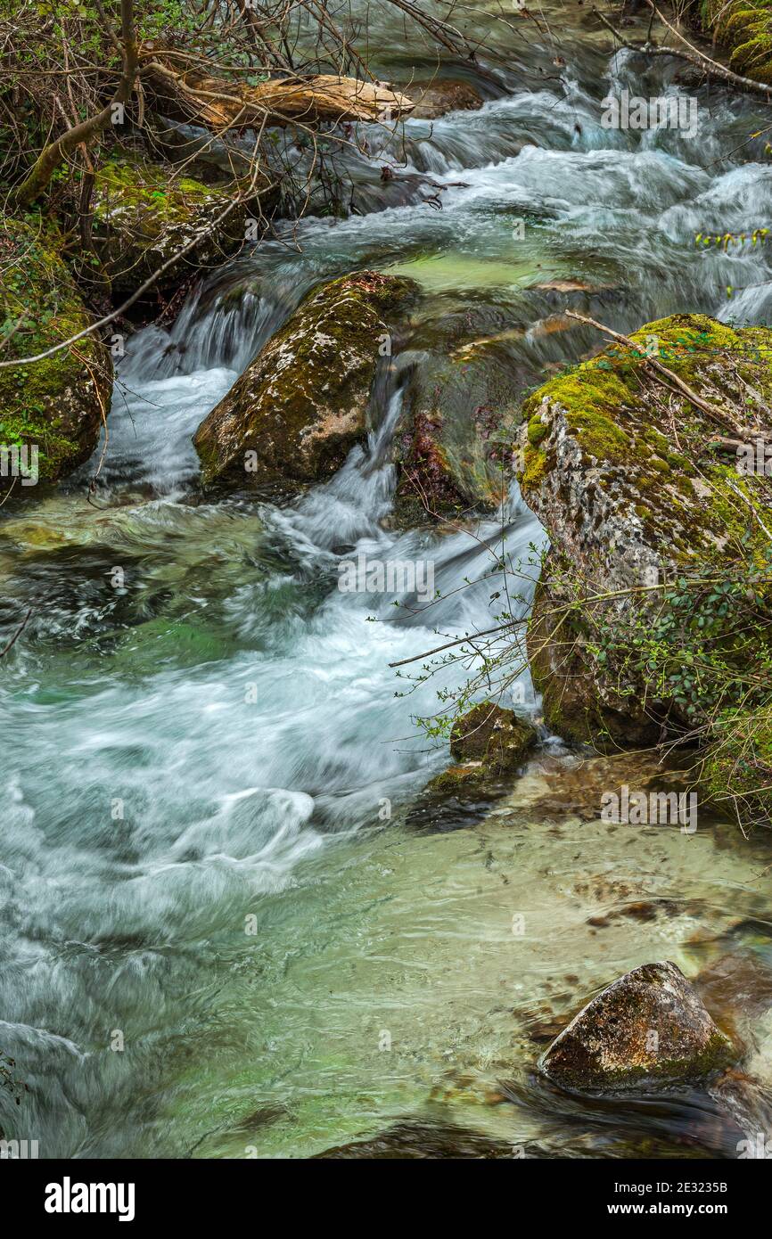 Cascata e salti del fiume Orfento nel Parco Nazionale della Majella. Abruzzo, Parco Nazionale della Majella, Italia, Europa Foto Stock