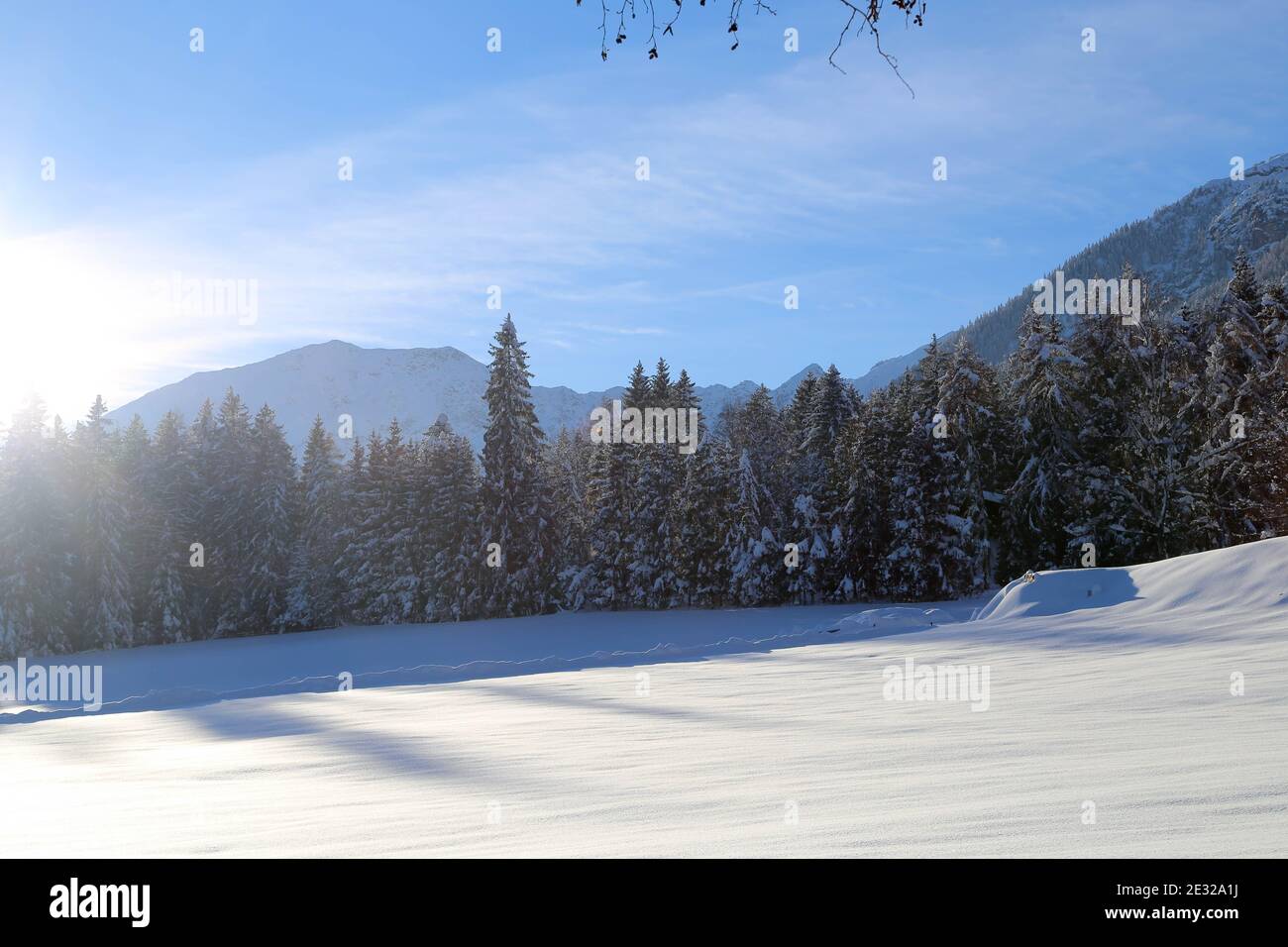 Winterlandschaft, Imst in den Tiroler Alpen Foto Stock