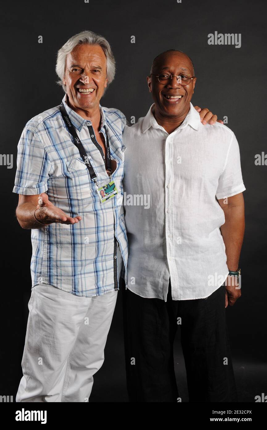 Billy Cobham e John McLaughlin si esibiscono dal vivo durante il Montreux Jazz Festival di Montreux, Svizzera, il 3 luglio 2010. Foto di Loona/ABACAPRESS.COM Foto Stock