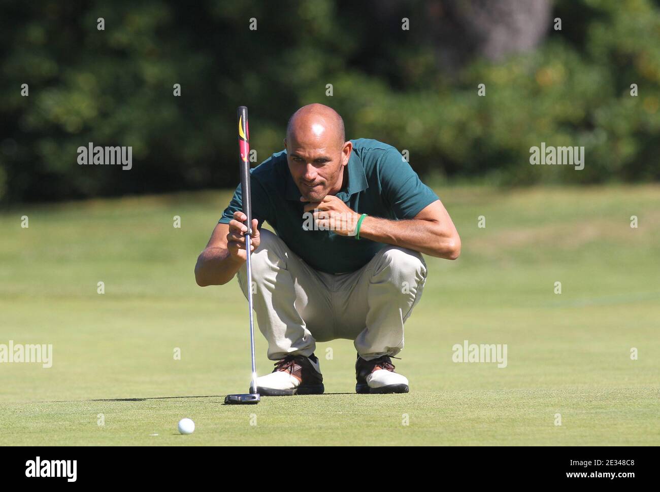 Kelly Slater durante il trofeo Golf Godetevi & Care (per l'associazione di beneficenza francese un maillot pour la vie) a 'le Golf du Phare' a Biarritz, Francia sudoccidentale, il 29 settembre 2010. Foto di Manuel Blondau/ABACAPRESS.COM Foto Stock