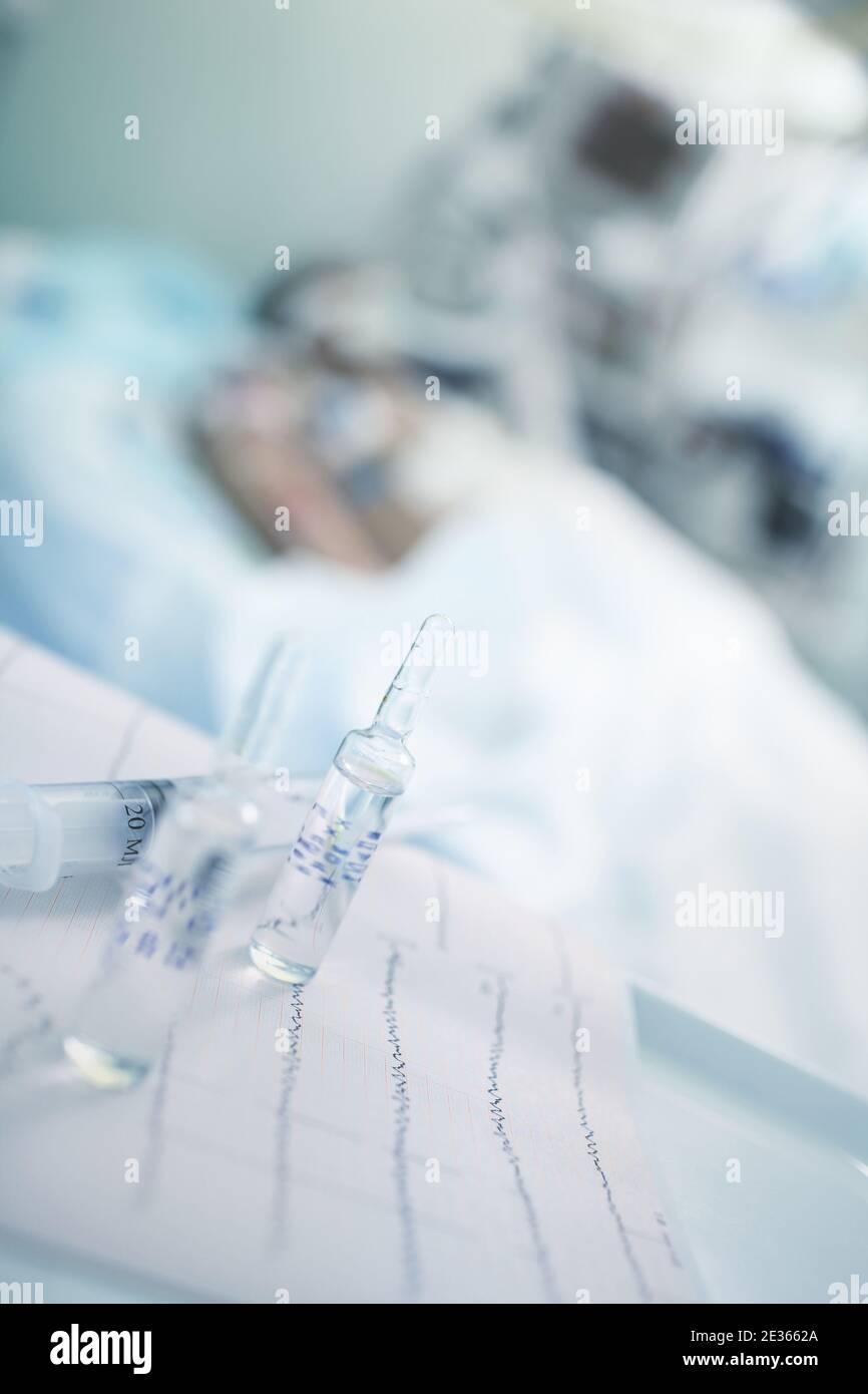 Trattamento delle malattie cardiache in ospedale. Foto Stock