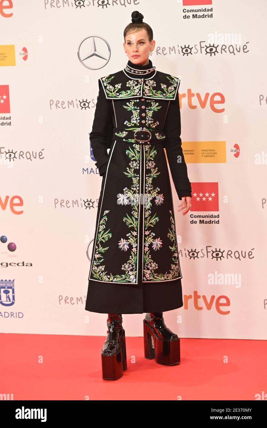 Madrid, Spagna. 16 gennaio 2021. L'attrice Milena Smit alla fotocellula per il 26° premio annuale Jose Maria Forque a Madrid sabato 16 gennaio 2021. Credit: STAMPA CORDON/Alamy Live News Foto Stock