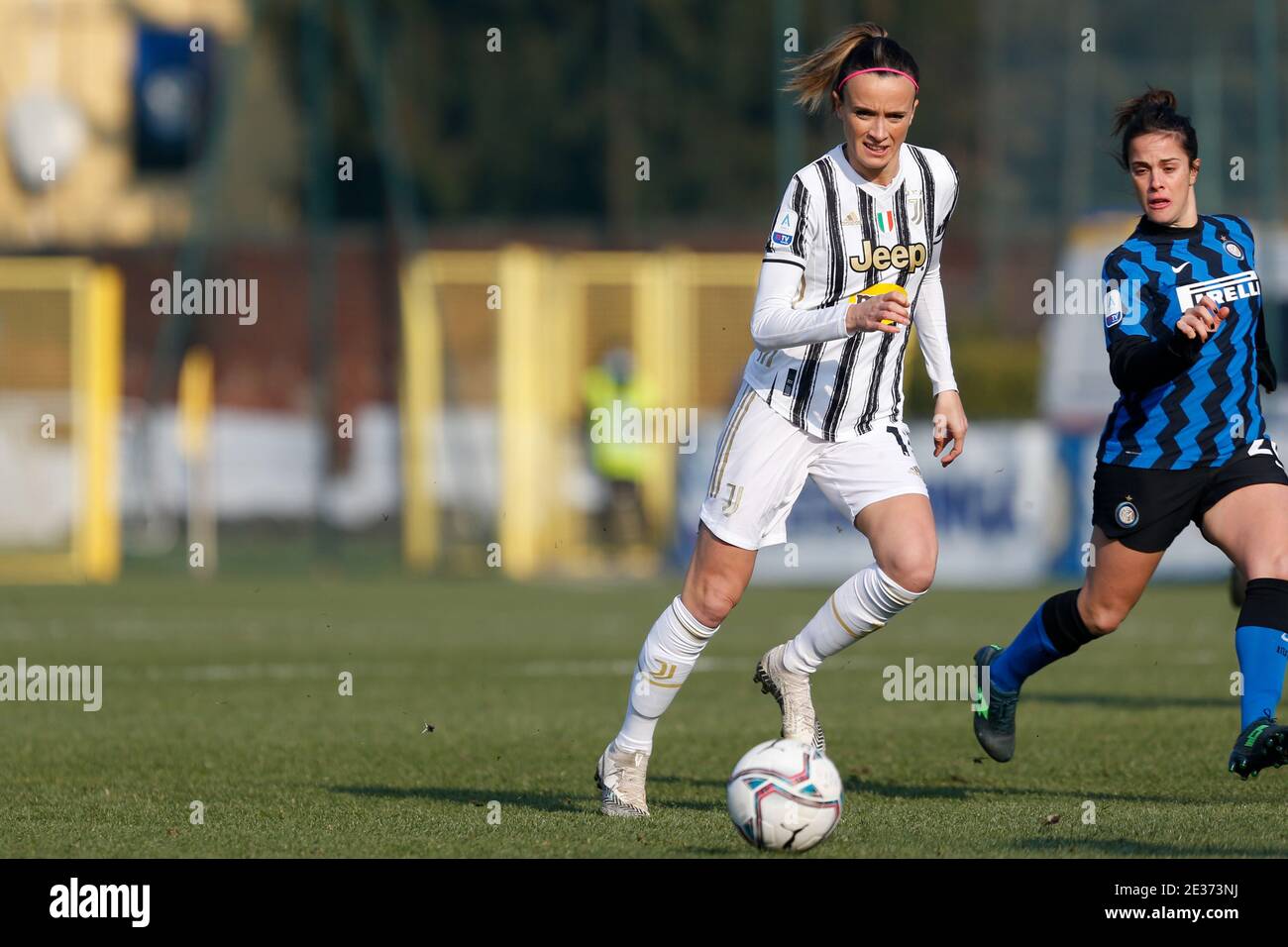 Suning Youth Development Center in Memory of Giacinto Facchetti, Milano, Italy, 17 Jan 2021, Barbara Bonansea (Juventus FC) durante FC Internazionale vs Juventus Donne, Calcio Italiano Serie A Donna - Foto Francesco Scaccianoce / LM Foto Stock