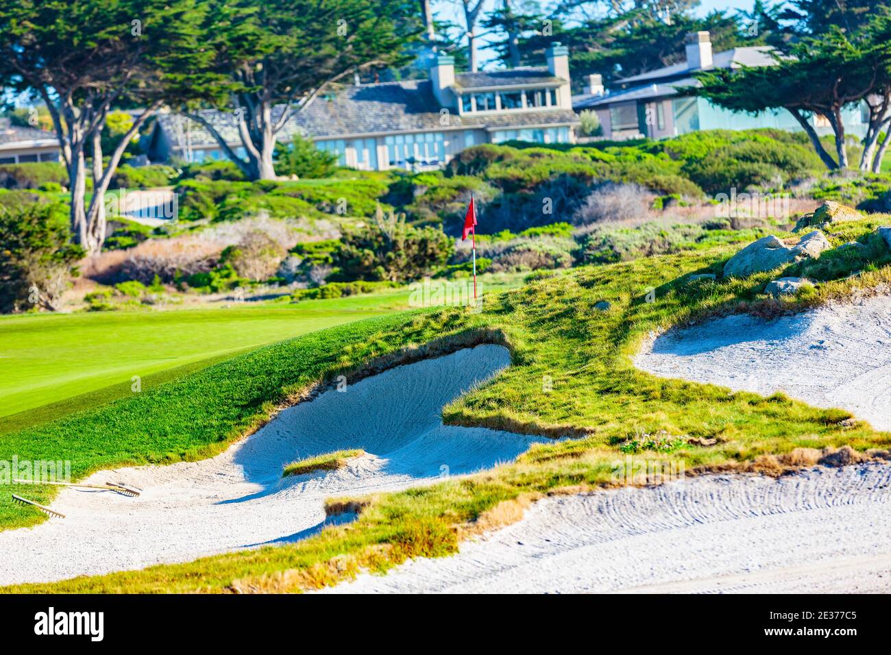 Point Joe, del Monte Forest, California, 17 febbraio 2018: Vista sul campo da golf dei collegamenti con il mare del Monterey Peninsula Country Club, situato sulla Foto Stock