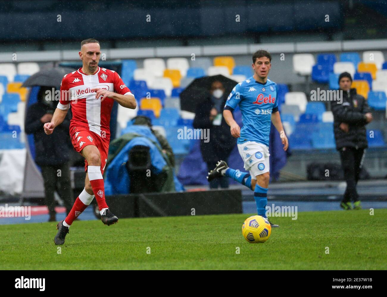 Napoli, Campania, ITALIA. 17 gennaio 2021. Durante la Serie Italiana A Football Match SSC Napoli vs AC Fiorentina il 17 gennaio 2021 allo stadio Diego Maradona di Napoli.in foto: Frank Ribery. Credit: Fabio Sasso/ZUMA Wire/Alamy Live News Foto Stock