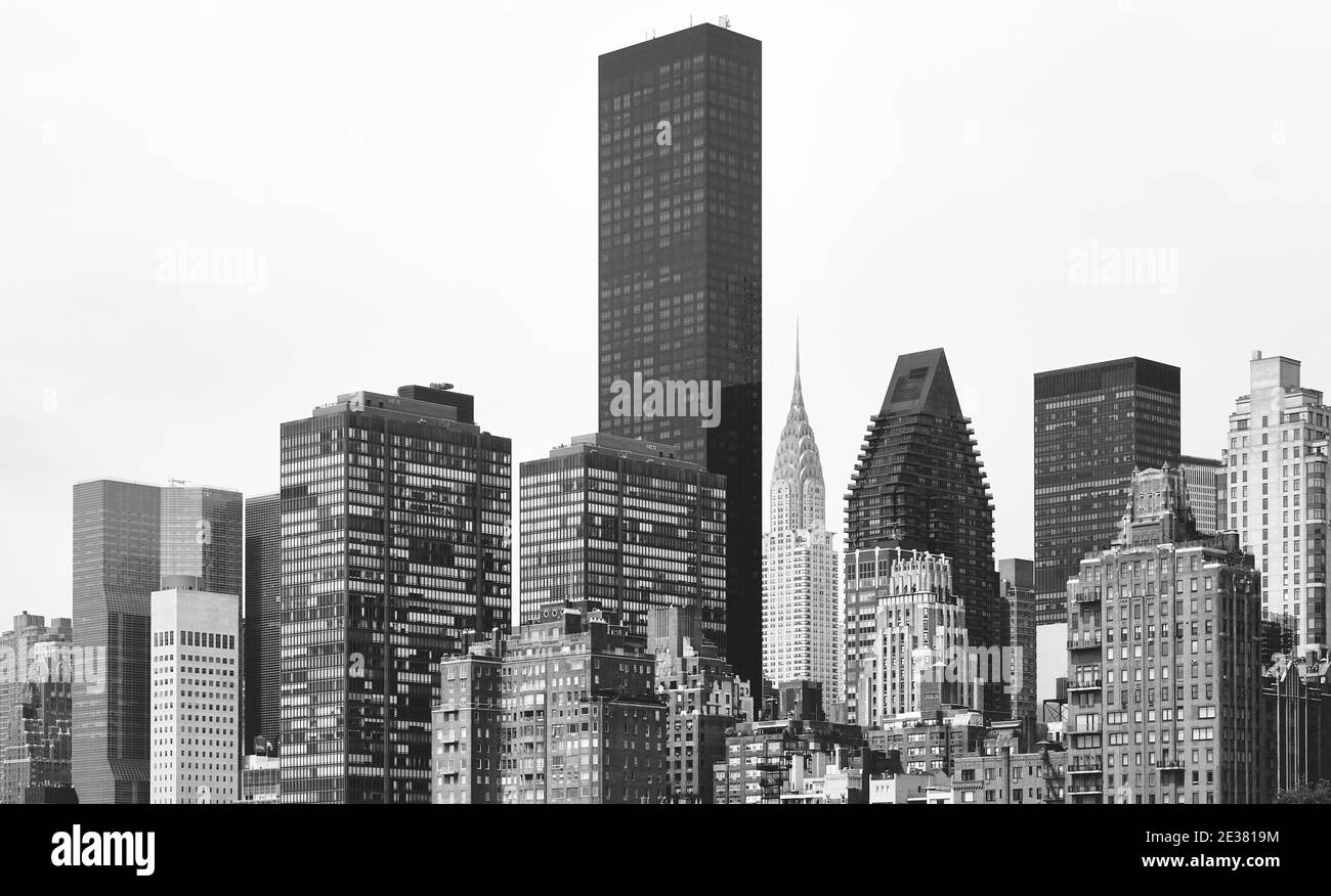 Immagine in bianco e nero dello skyline di New York City East Side, Stati Uniti. Foto Stock