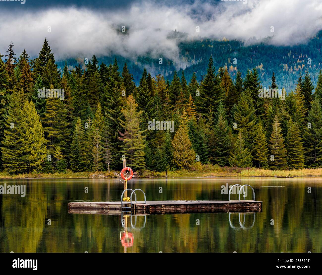 18 settembre 2016 - Whistler, BC Canada: Viste del lago perduto e prati adiacenti del Lost Lake Park. Foto Stock