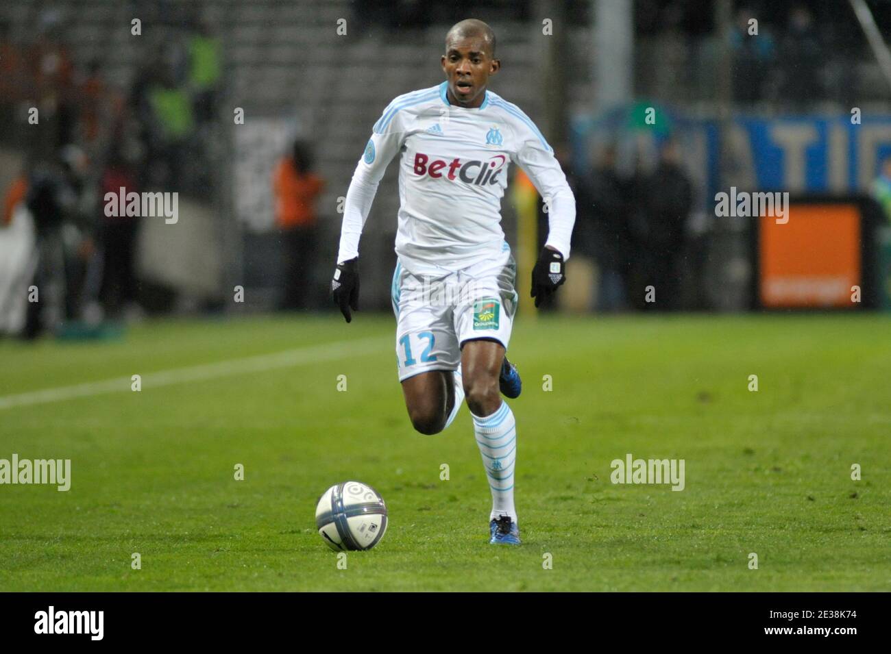 Charles Kaboré di Marsiglia durante la prima partita di calcio della Francia, Olympique Marseille vs Montpellier HSC allo stadio Velodrome di Marsiglia, Francia, il 27 novembre 2010. Foto di Sylvain Thomas/ABACAPRESS.COM Foto Stock