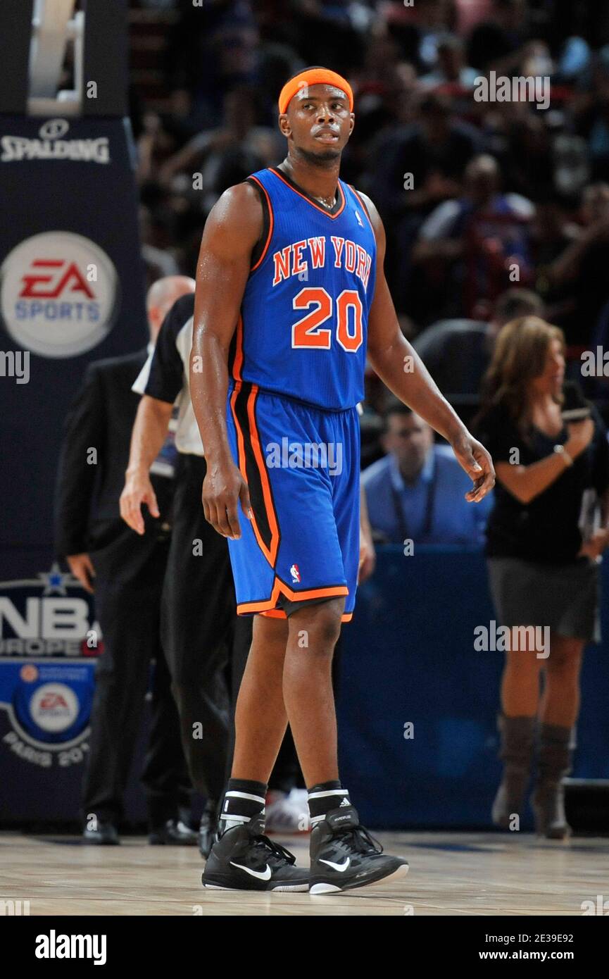 Patrick Ewing jr. Di New York Knicks durante la partita di preseason 2010 NBA Europe Live tra New York Knicks e Minnesota Timberwolves al Palais Omnisports Paris Bercy a Parigi, Francia, il 6 ottobre 2010. Foto di Stephane Reix/ABACAPRESS.COM Foto Stock