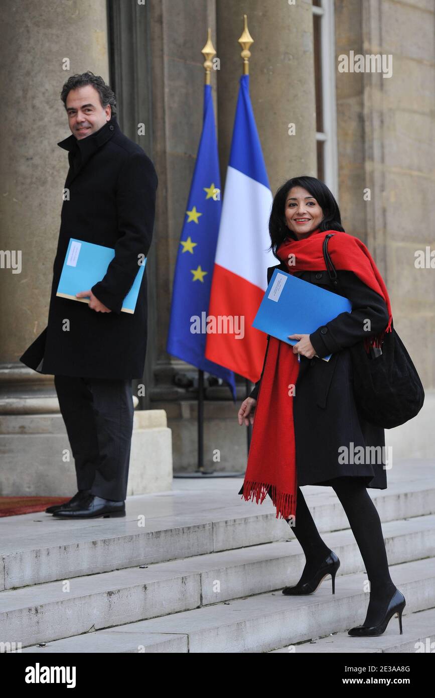 Luc Chatel, Jeannette Bougrab, presente al primo consiglio settimanale del nuovo Governo presso l'Elysee Palace di Parigi, Francia, il 17 novembre 2010. Foto di Nicolas Gouhier/ABACAPRESS.COM Foto Stock