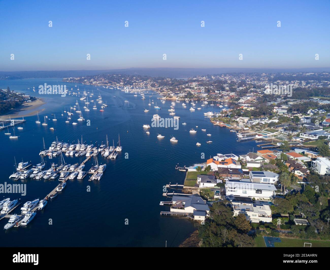 Aereo di lussuose case sul lungomare di Port Hacking - Burraneer Baia vicino a Cronulla Sutherland Shire Sydney Australia Foto Stock
