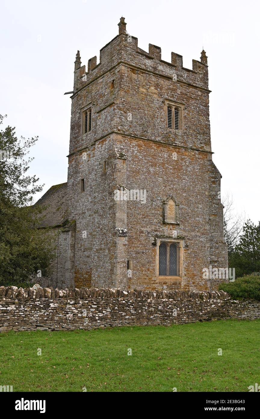 St Philip's Church nella frazione Oxfordshire di Little Rollright. Il bar della frazione la chiesa è di proprietà di Oxford Foto Stock