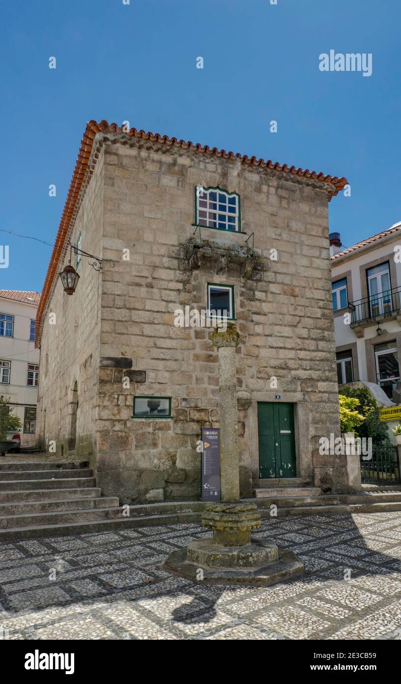 Casa da Torre, castello medievale a torre, casa fortificata a Gouveia, regione Centro, Portogallo Foto Stock