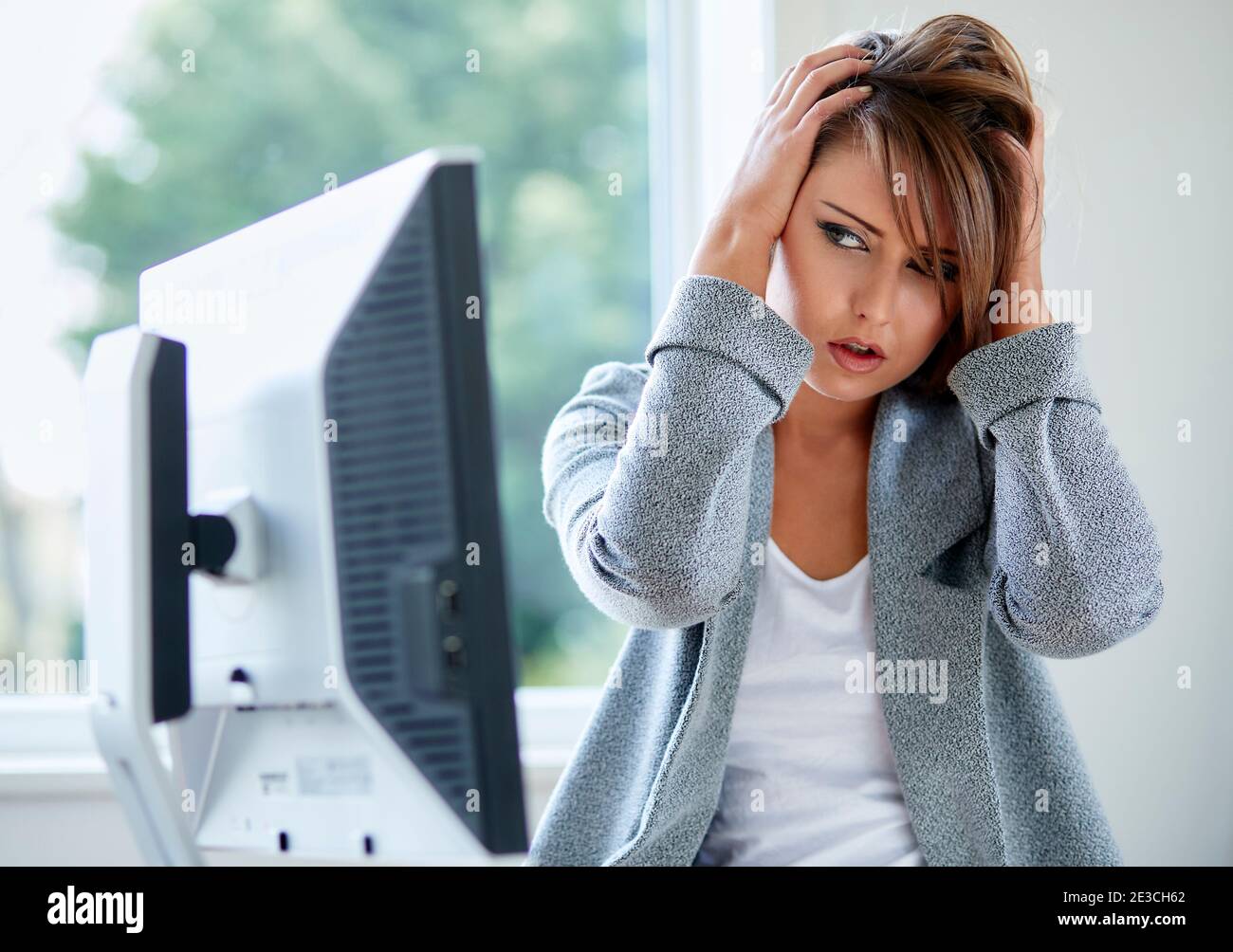 Ha sottolineato la donna al lavoro Foto Stock