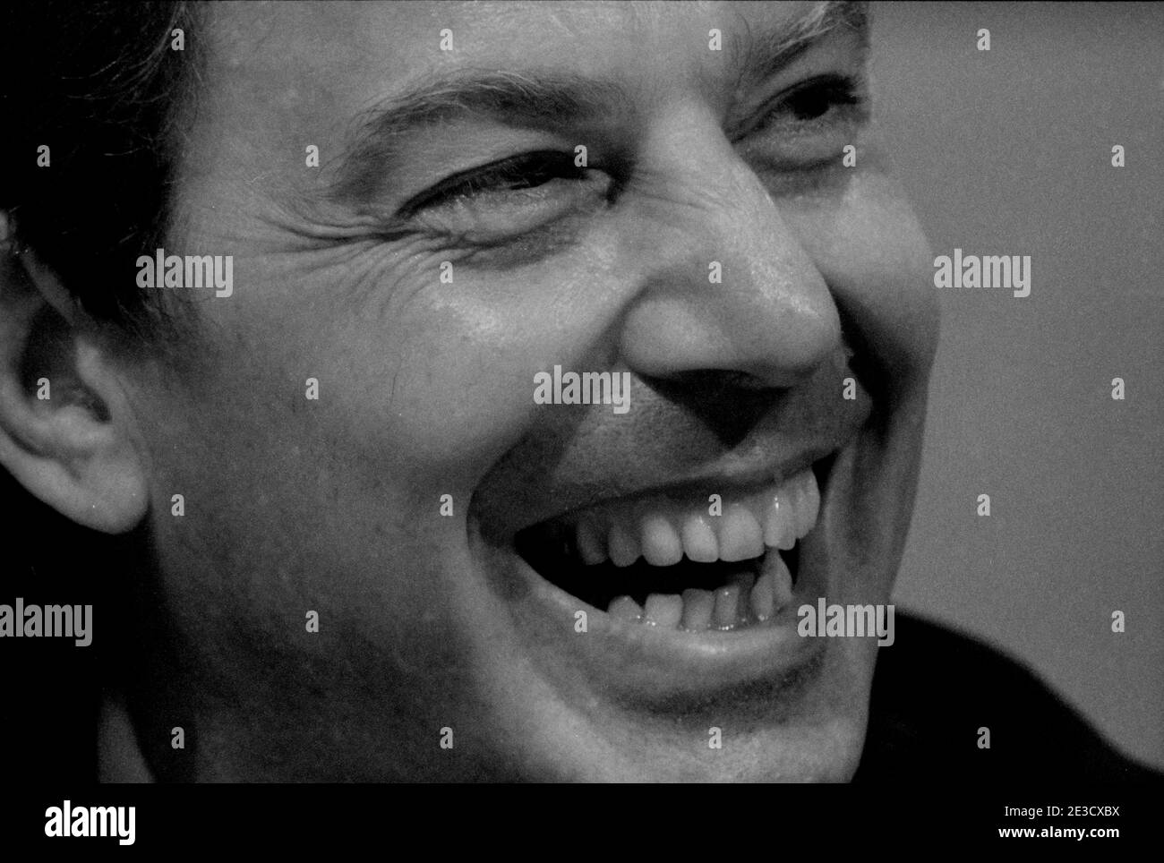 Labor Party Conference Brighton England UK ottobre 1997 il primo Conferenza del Partito del lavoro con Tony Blair come primo ministro visto qui parlando al suo primo discorso della conferenza Foto Stock