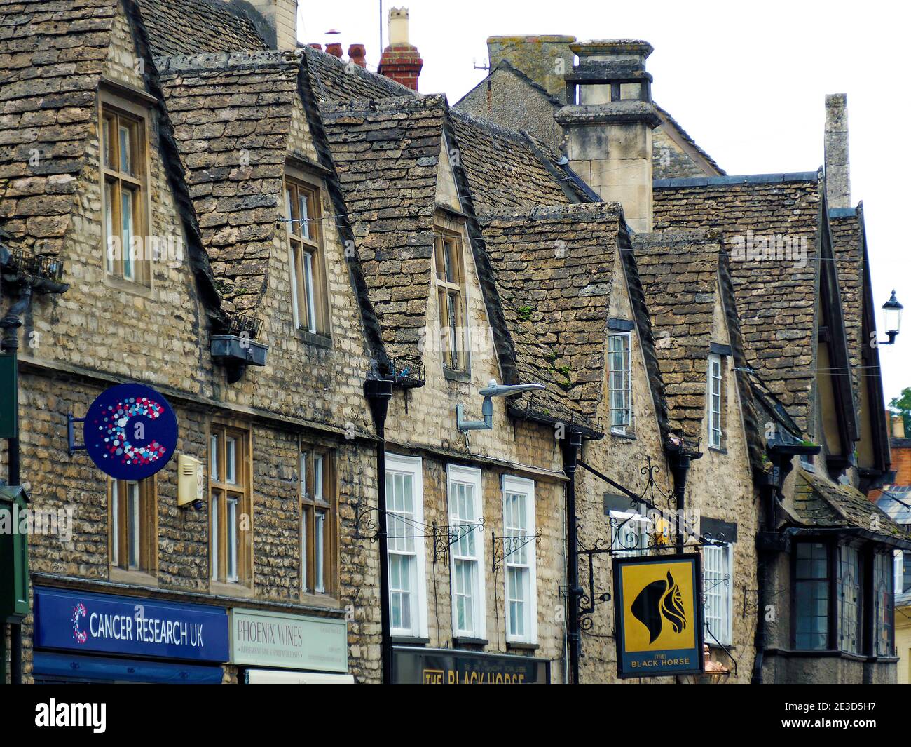 Linea Burford di case tipiche, Cotswolds, Inghilterra Foto Stock