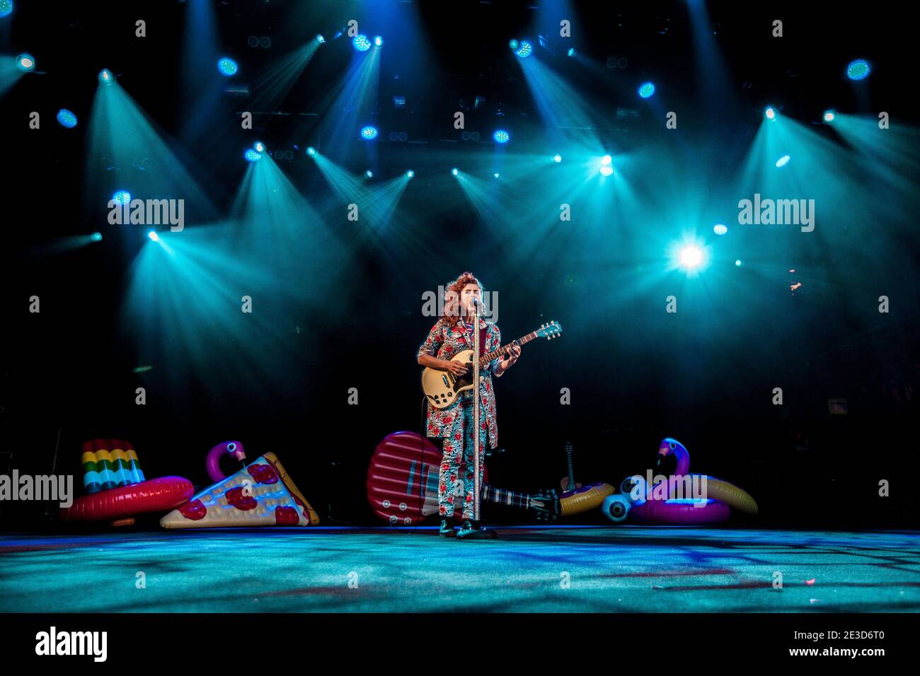 Skanderborg, Danimarca. 10 agosto 2017. Il cantante e cantautore canadese Kiesza esegue un concerto dal vivo durante il festival musicale danese SmukFest 2017 a Skanderborg. (Foto: Gonzales Photo - Lasse Lagoni). Foto Stock