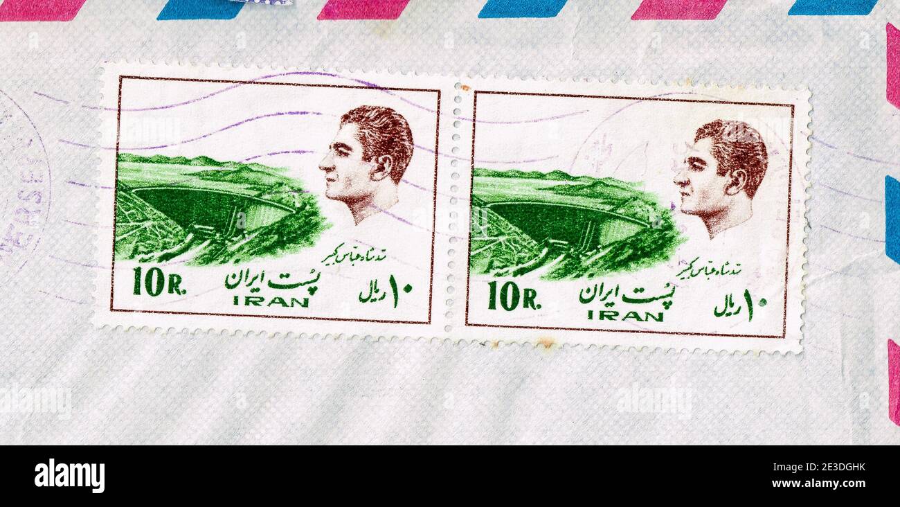 Francobolli iraniani su una busta di posta aerea, Iran, 1992 Foto Stock