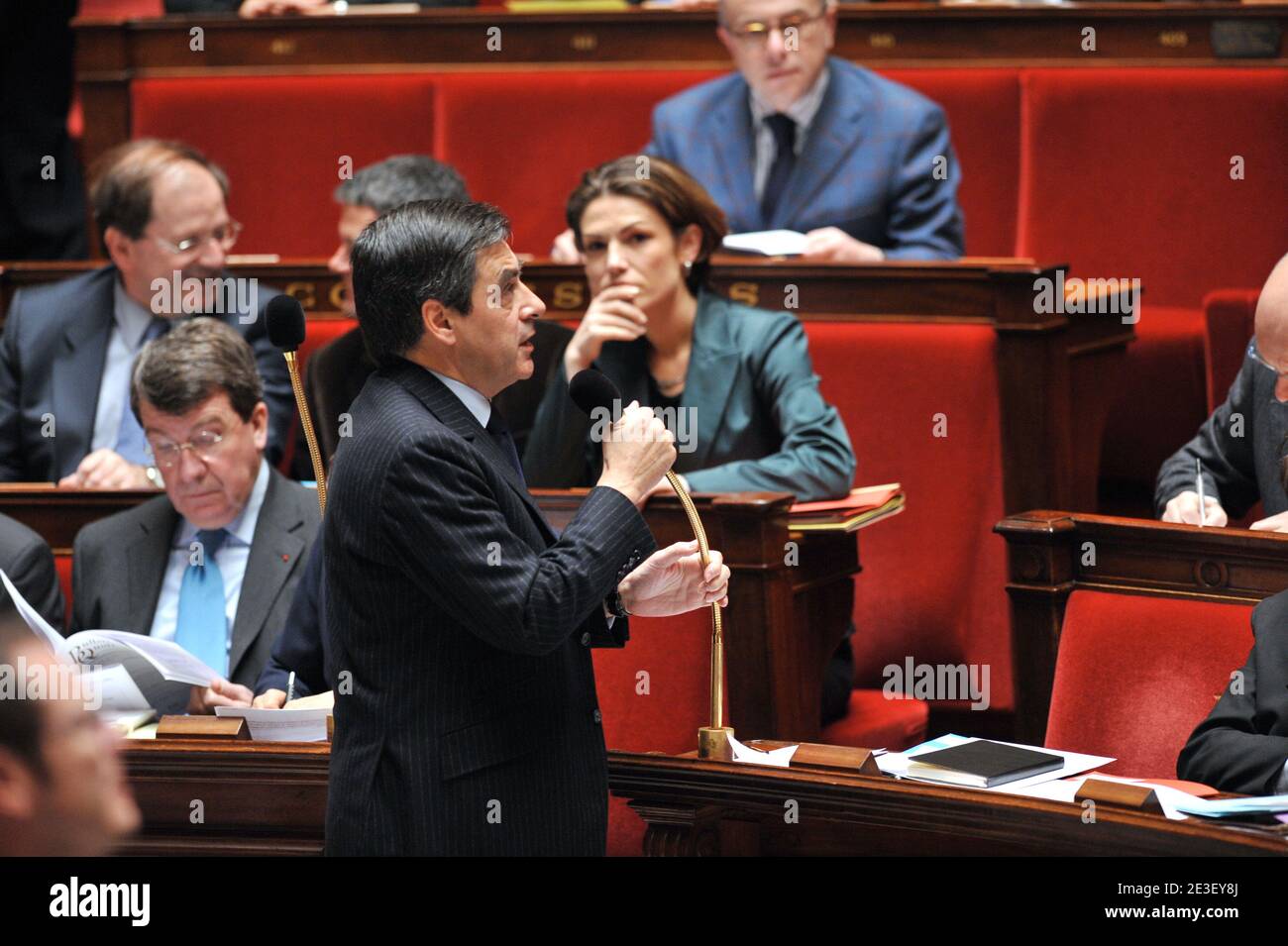 Il primo ministro francese Francois Fillon durante la sessione settimanale all'Assemblea nazionale di Parigi, in Francia, il 10 febbraio 2009. Foto di Mousse/ABACAPRESS.COM Foto Stock