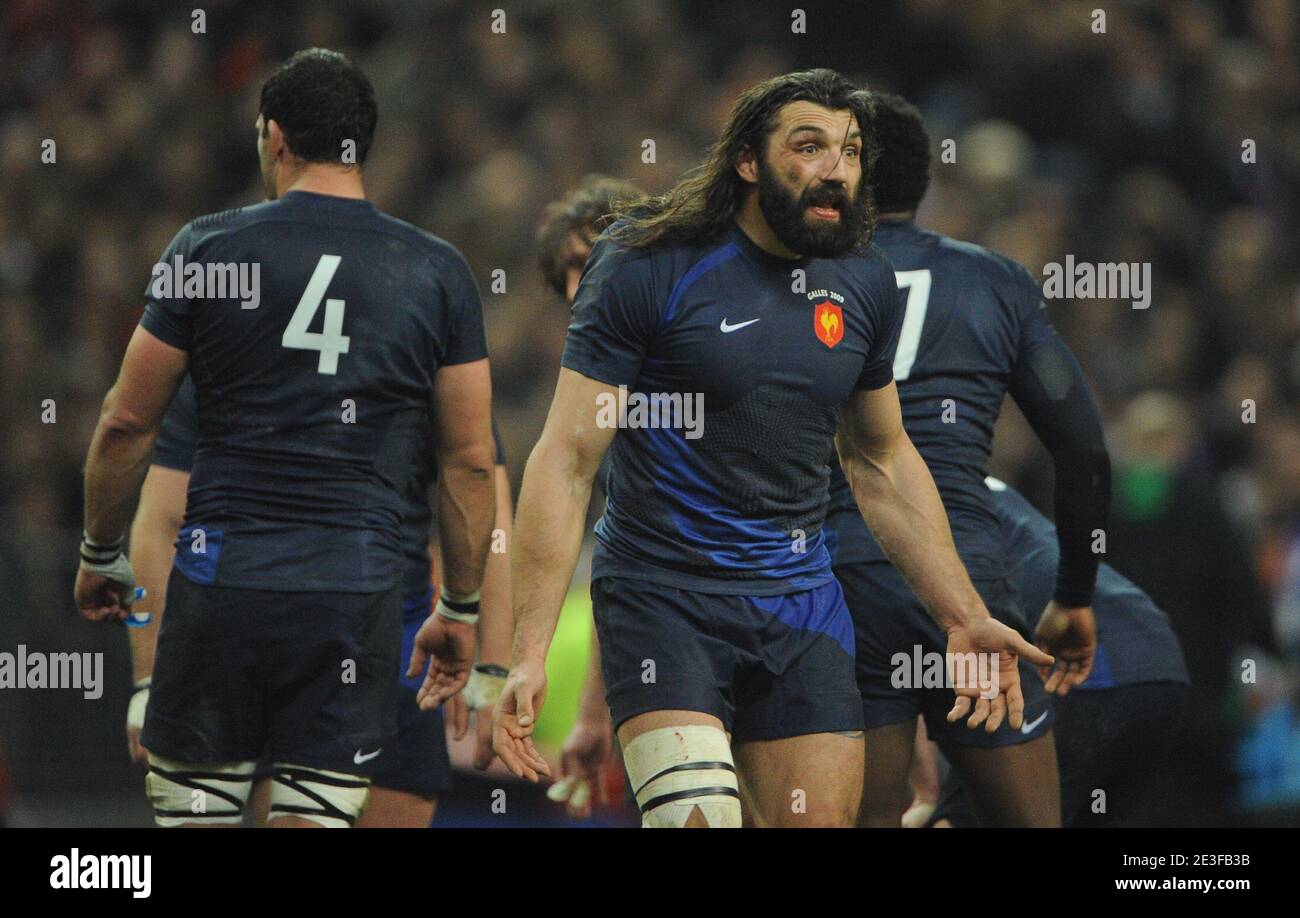 Sebastien Chabal in Francia durante il campionato RBS Six Nations 2009 Rugby Union, Francia vs Galles al 'stade de France' di Saint-Denis, Francia il 27 febbraio 2009. La Francia ha vinto il 21-16. Foto di Steeve McMay/Cameleon/ABACAPRESS.COM Foto Stock