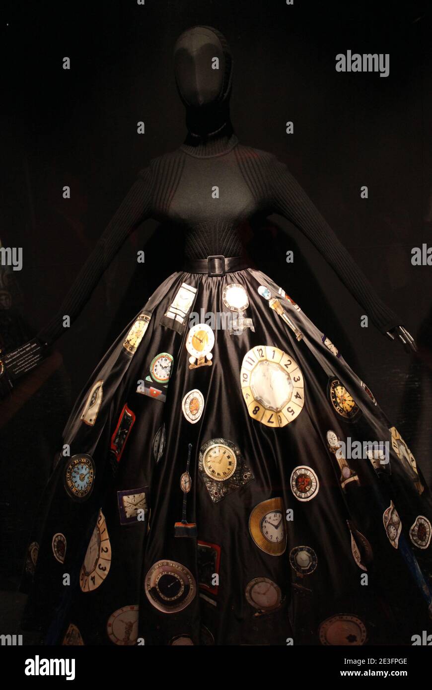 Lancio della mostra di Franck Sorbier 'la couture corps et ame' tenutasi presso il 'Mustee des tissus' di Lione, Francia, il 17 marzo 2009. Foto di Vincent Dargent/ABACAPRESS.COM Foto Stock