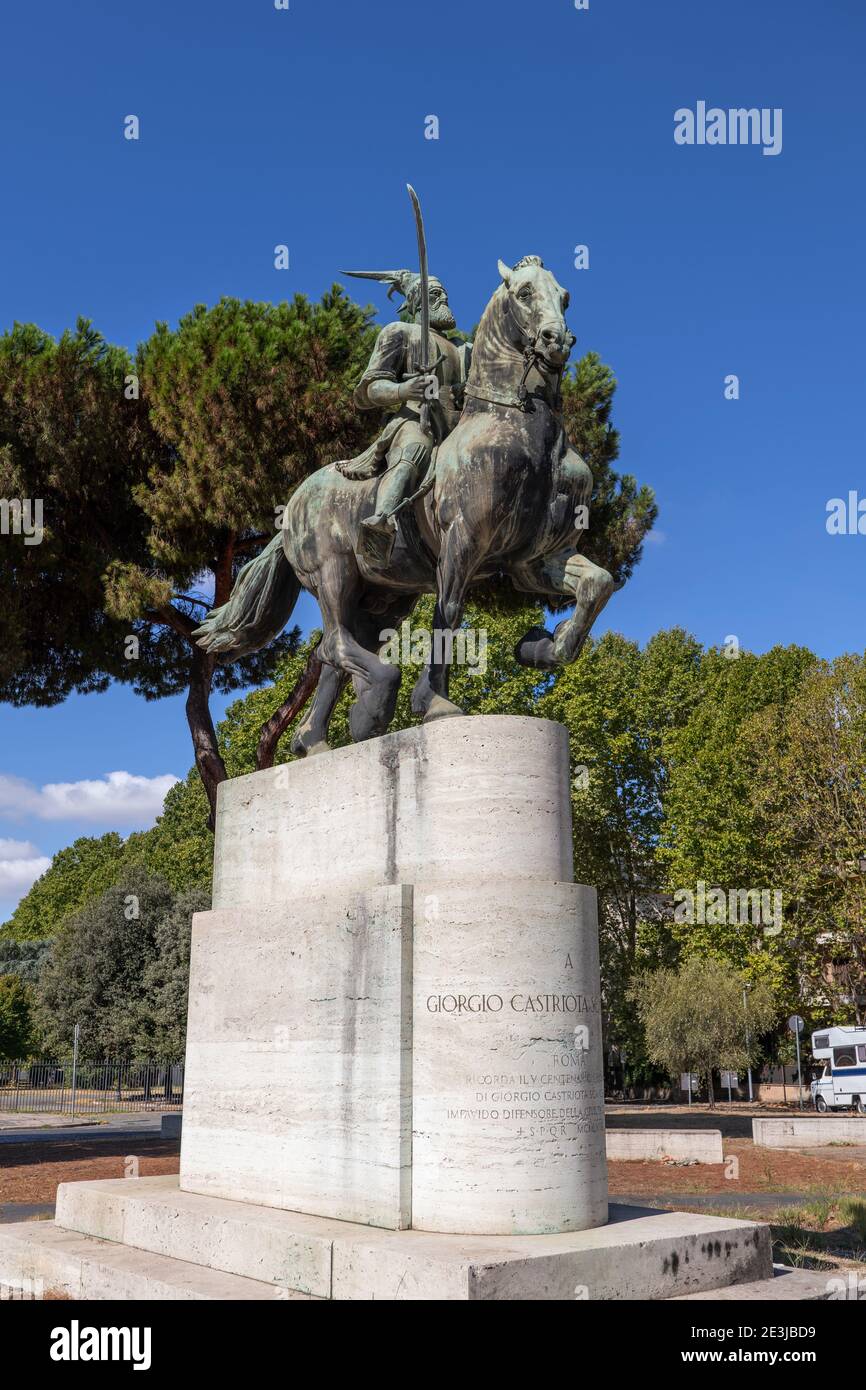 Statua di George Kastrrioti Skanderbeg in Piazza Albania a Roma, Italia Foto Stock