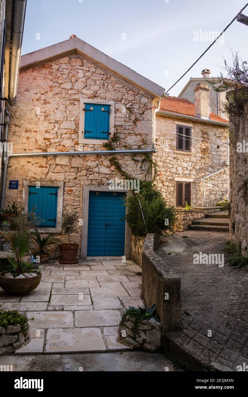 Porovac frazione, Mali Iz, Isola di Iz, arcipelago Zara, Dalmazia, Croazia Foto Stock