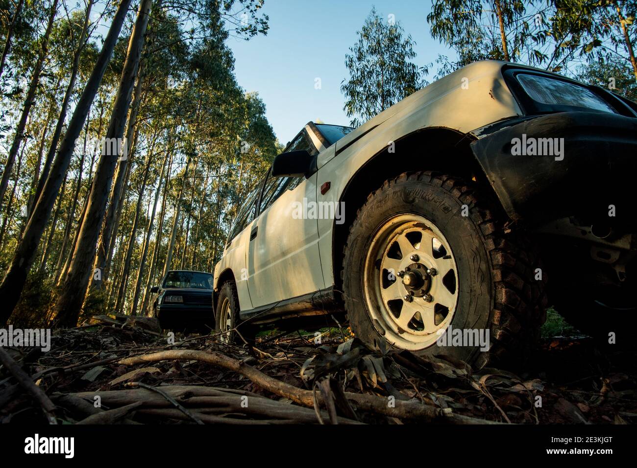 Auto fuoristrada in montagna nel nord della Spagna Foto Stock