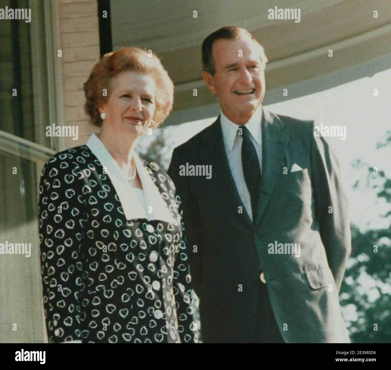 Margaret Thatcher si pone con George H. W. Bush 1987. Foto Stock