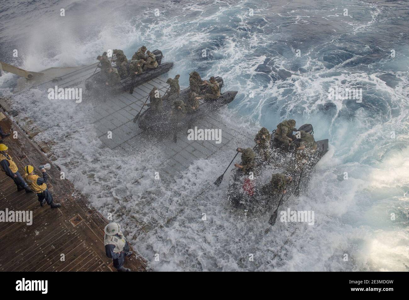 Marines effettua operazioni di lancio e recupero (12907440713). Foto Stock