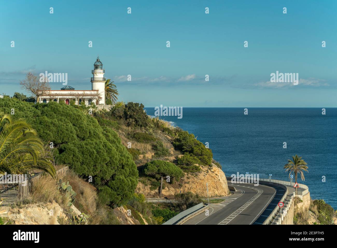 ROUTE N-11 FARO DI CALELLA (© MARIA PARELLADA 1859) CALELLA COSTA DEL MARESME CATALOGNA SPAGNA Foto Stock