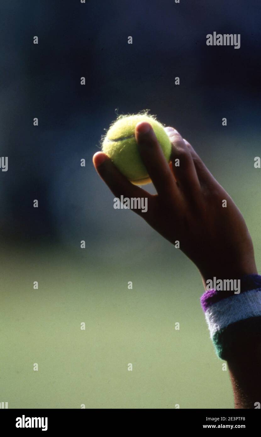 Wimbledon palla ragazzo foto di Tony Henshaw Foto Stock