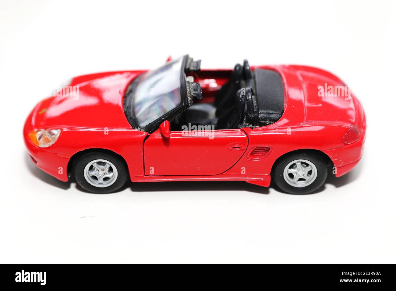 Porsche Boxster model car and Porsche sports car keys Picture by Antony Thompson - Thousand Word Media, NO SALES, NO SYNDICATION. Contattare per ulteriori informazioni in Foto Stock