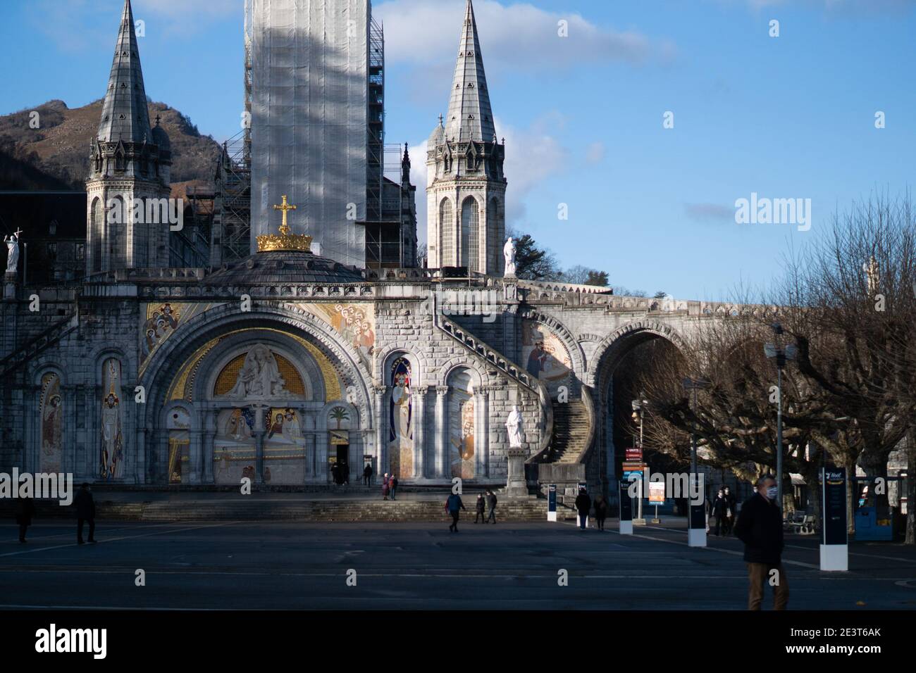 Basilica di nostra signora dell'immacolata concezione di lourdes