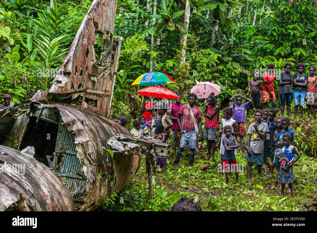 Rack di aerei dell'ammiraglio giapponese Yamamoto nella giungla di Bougainville, Papua Nuova Guinea Foto Stock