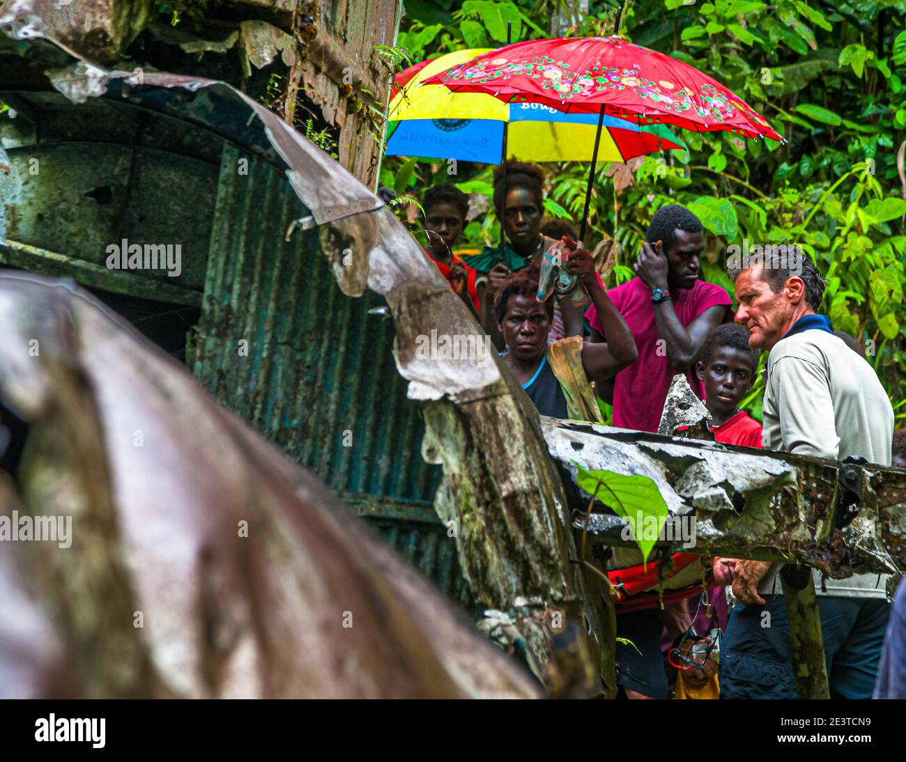 Rack di aerei dell'ammiraglio giapponese Yamamoto nella giungla di Bougainville, Papua Nuova Guinea Foto Stock