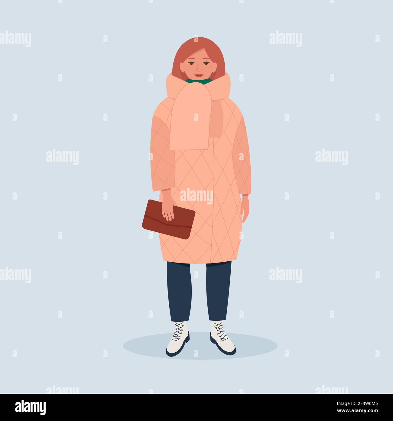 Giovane donna alla moda con giacca calda, stivali con borsa. Abbigliamento autunnale stile strada. Illustrazione vettoriale in stile piano cartoon Illustrazione Vettoriale