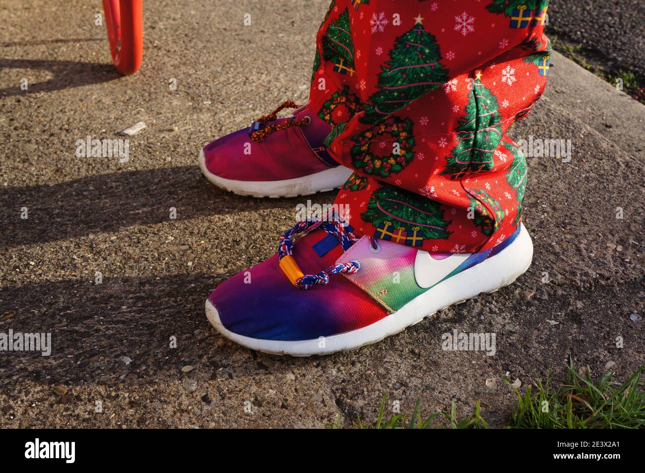 Scarpe con hotsell fascia colorata